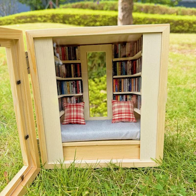 1 Set Miniature Room Decoration Creative Anti-Anxiety Bookshelf Handmade Room Box With Exquisite Wooden Scenes