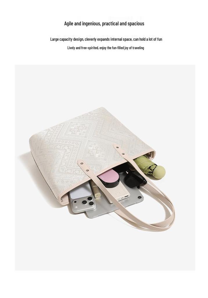 2026 Guangxi Zhuang Brocade Women's Tote: New Meander Pattern, Large Capacity, Chinese Style Handheld or Single Shoulder Bag