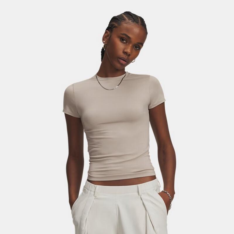 Under Armour Women s Fashion Casual Short Sleeve T-Shirt XL
