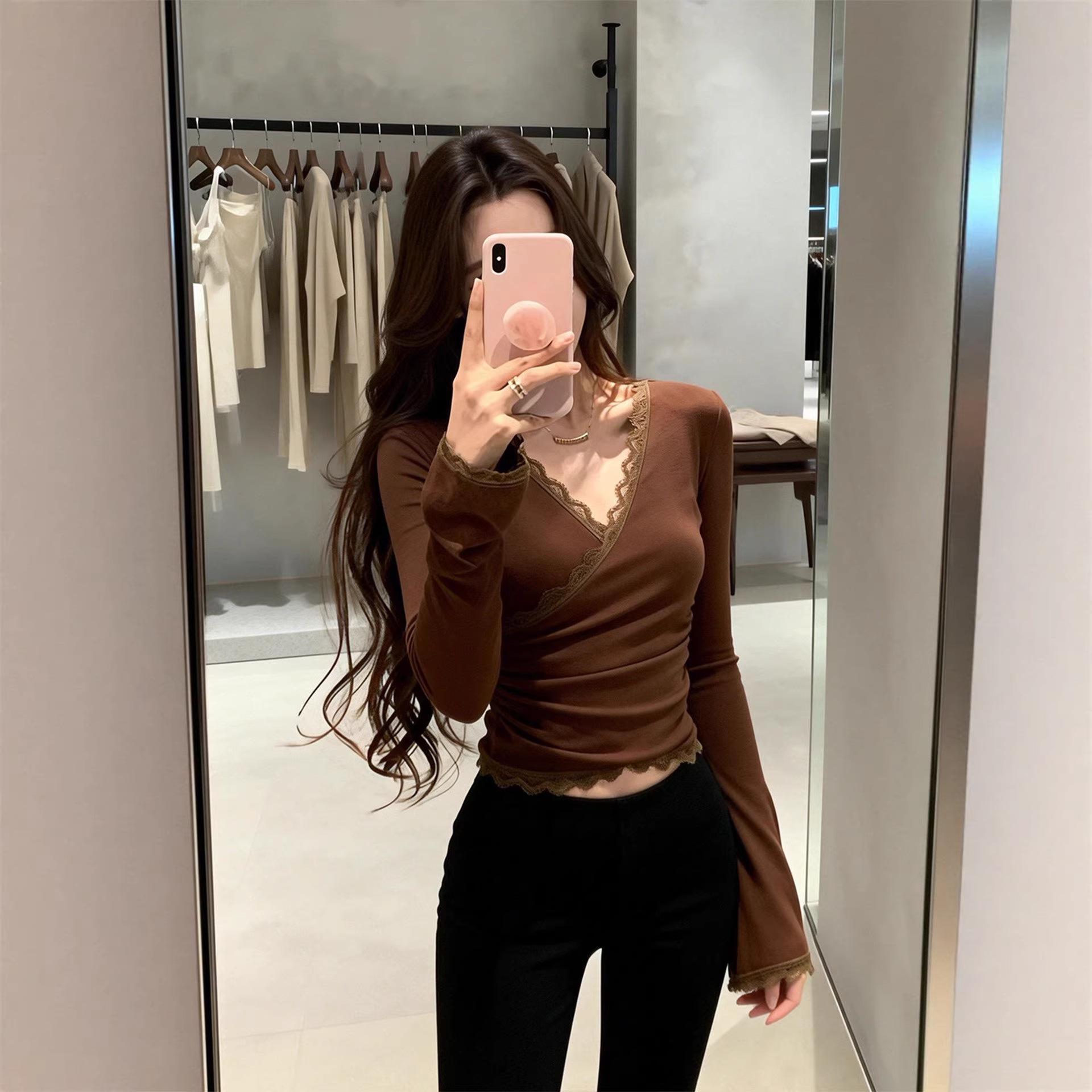 

Women s Slim-Fit Elegant V-Neck Lace Long-Sleeve Base Layer Shirt for Autumn/Winter XL - Premium Quality