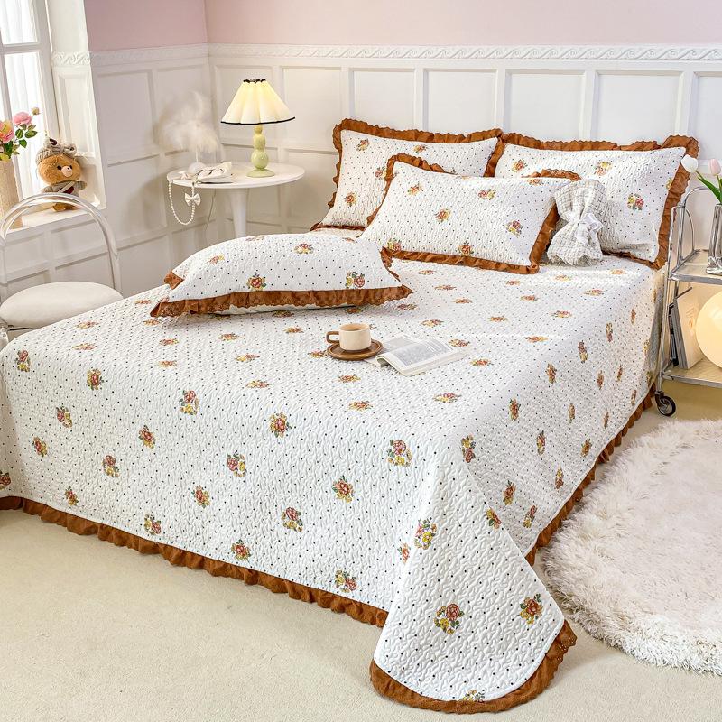 New Cotton Bed Cover Retro Lace Cotton Bed Cover Set of Three
