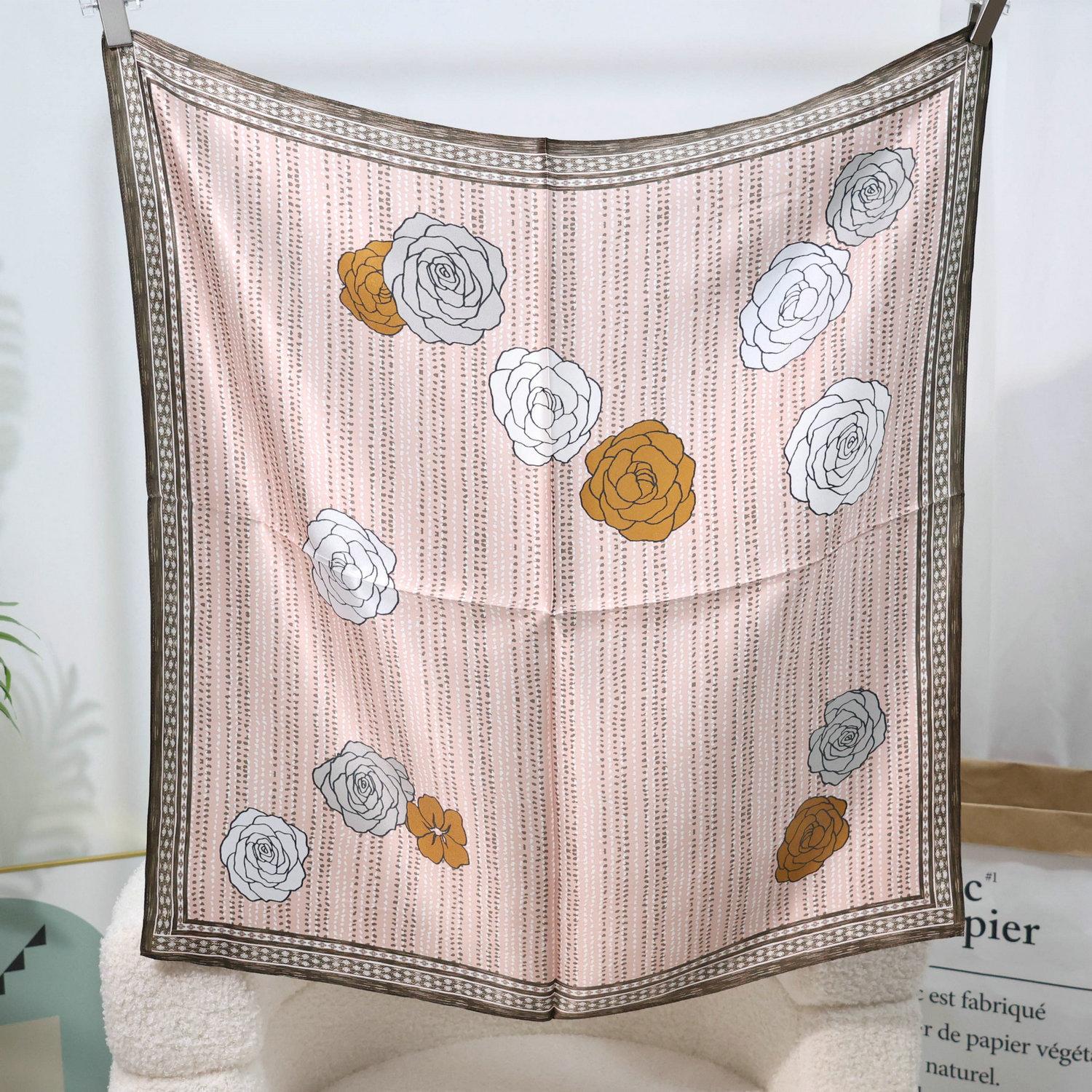 Silk mulberry silk square scarf women s French retro printed silk scarf spring and summer versatile scarf scarf outer fashion 60-80cm