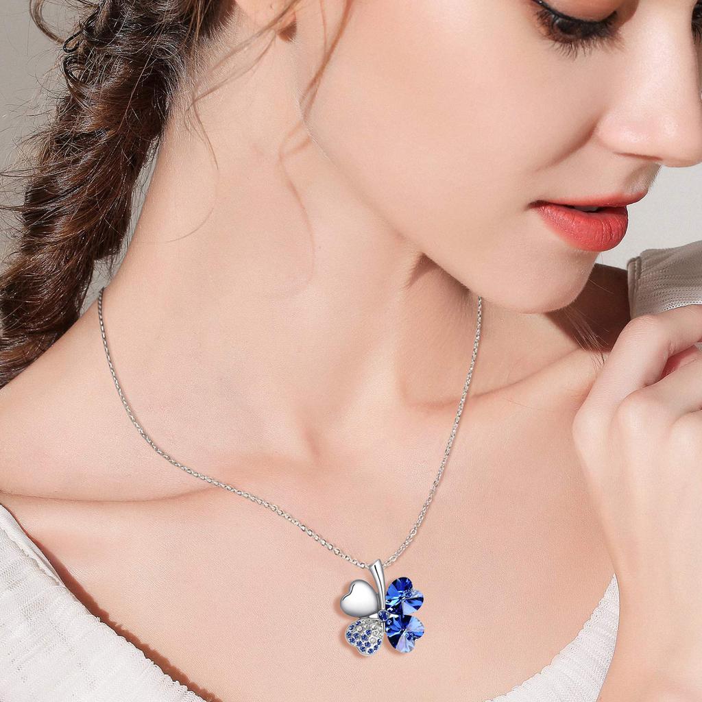 Crystal 4 Four Leaf Leaves Clover Pendant Necklaces Lover Birthday Gift Quality Fashion Jewelry Charm Girl