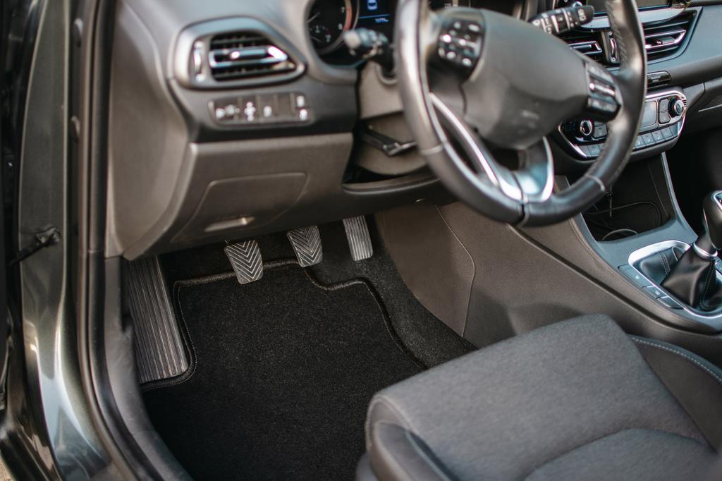 Velour Car Floor Mats Basic For Opel Frontera A 5-Door (1991-1998)