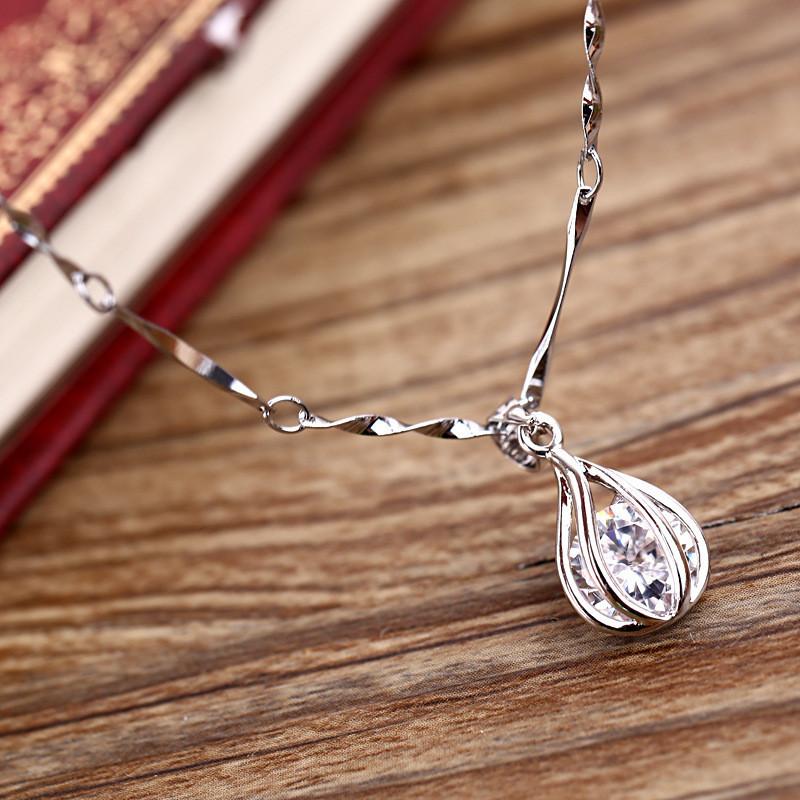 

Элегантное колье, инкрустированное цепочкой на ключицу, безделушка-подвеска, женское, стильное, очаровательное