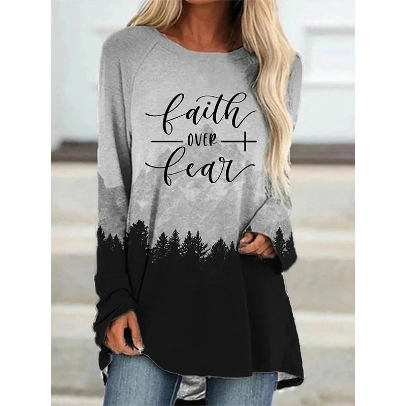 Large Size Women's Halloween Pattern T-shirt - Witch Broom and Black Cat Design Casual Round Neck Top, Halloween Costume