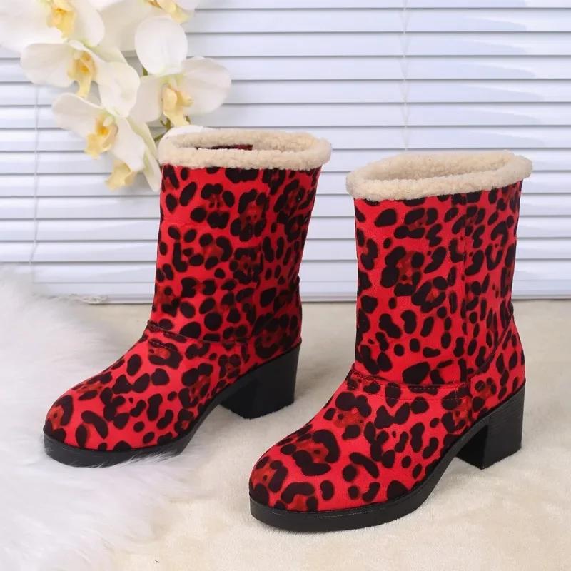 fashion Fashion 2024 Slip-on Women's Boots Hot Sale Leopard Print  Casual Boots Women Winter Plus Size Turned-over Edge Mid-Calf Boots