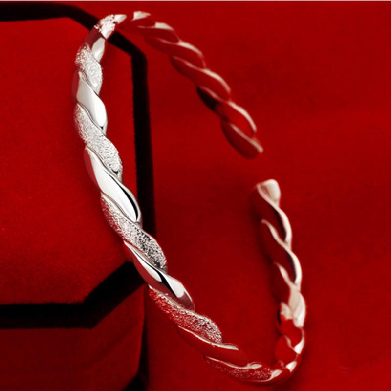

Изысканный корейский браслет Love Twist Open, посеребренная медь
