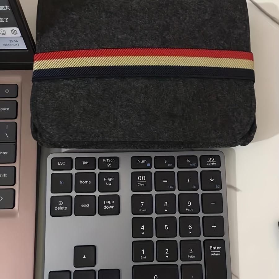 Felt Digital Storage Pouch, 1pc Durable Thickened Electronics Organizer, Shockproof Protective Case for Power Adapter, with Classic Stripe Design