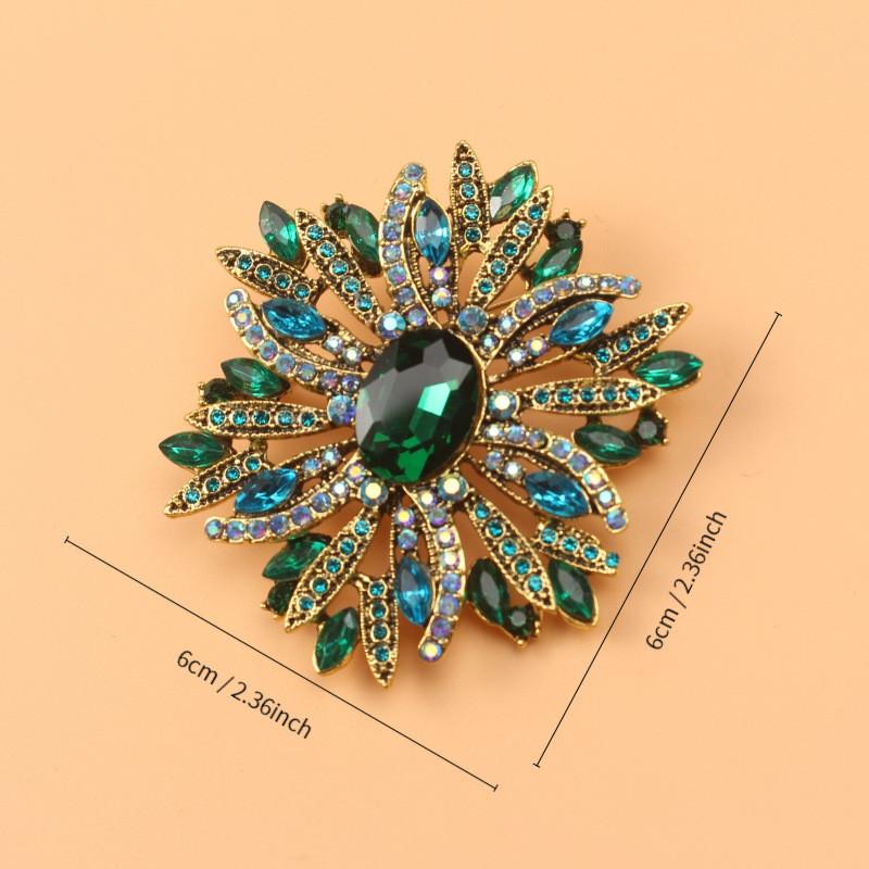 Vintage Geometric Alloy Crystal Brooch For Women Fashion Accessory