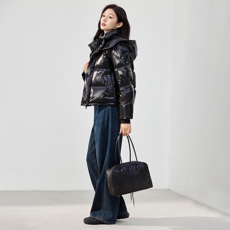 Dicke Glänzende Schwarze Daunenjacke für Damen