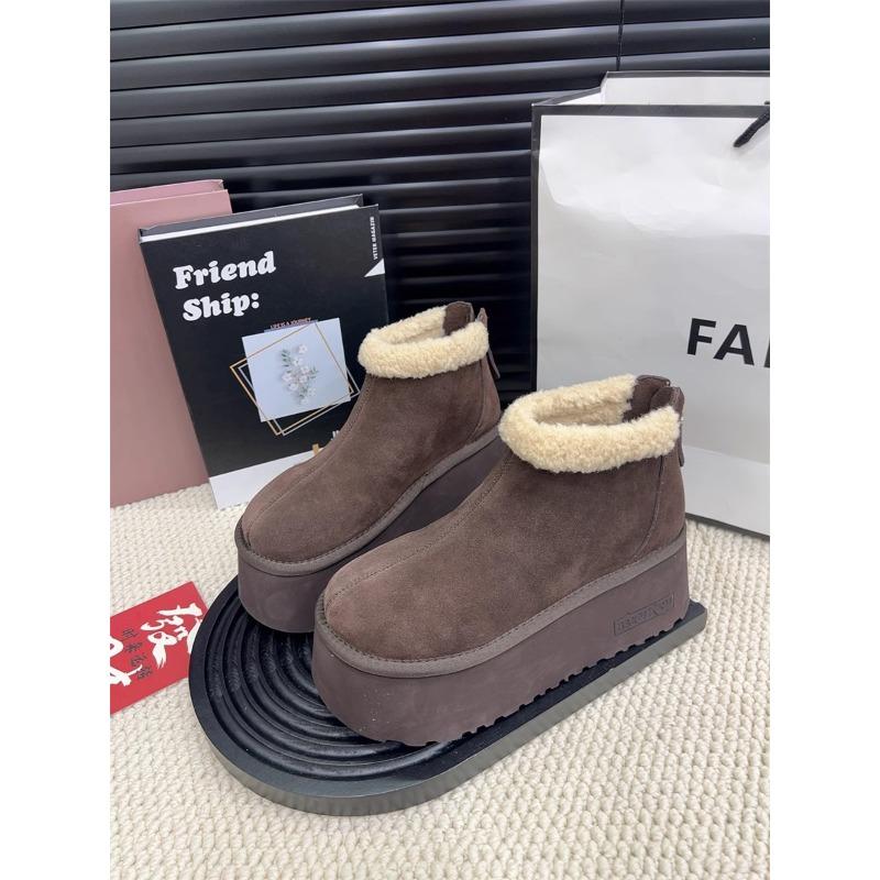 Suede Women Winter Ankle Boots Platform Designer Fur Short Plush Mid Heel Cotton Shoes 2025 Trend Warm Winter Zipper Boots for Women