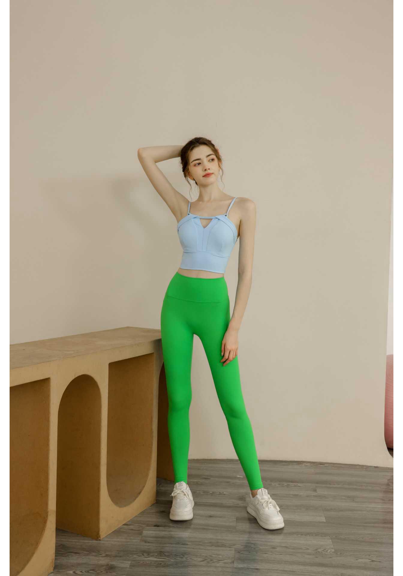 Yoga Suit: Strappy Padded Tank & High-Waisted Tummy Control Pants Small