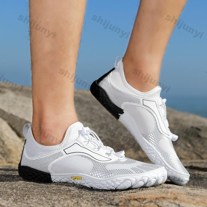 Large Size Outdoor Hiking Shoes Lovers 2026 New Breathable Non Slip Beach Shoes Men's Comfortable Fitness Women's Sports Shoes