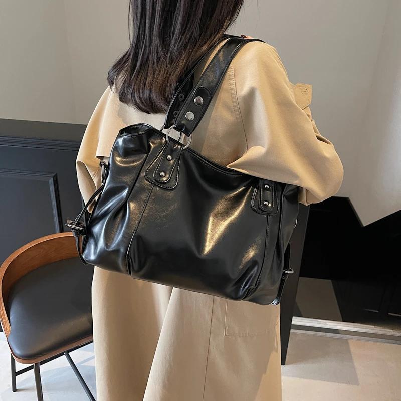 Large Capacity PU Shoulder Bag Rivet Buckle Thread Solid Casual Tote Crossbody Bag 2025 Hot Sale Bags for Women Bolsas Femininas