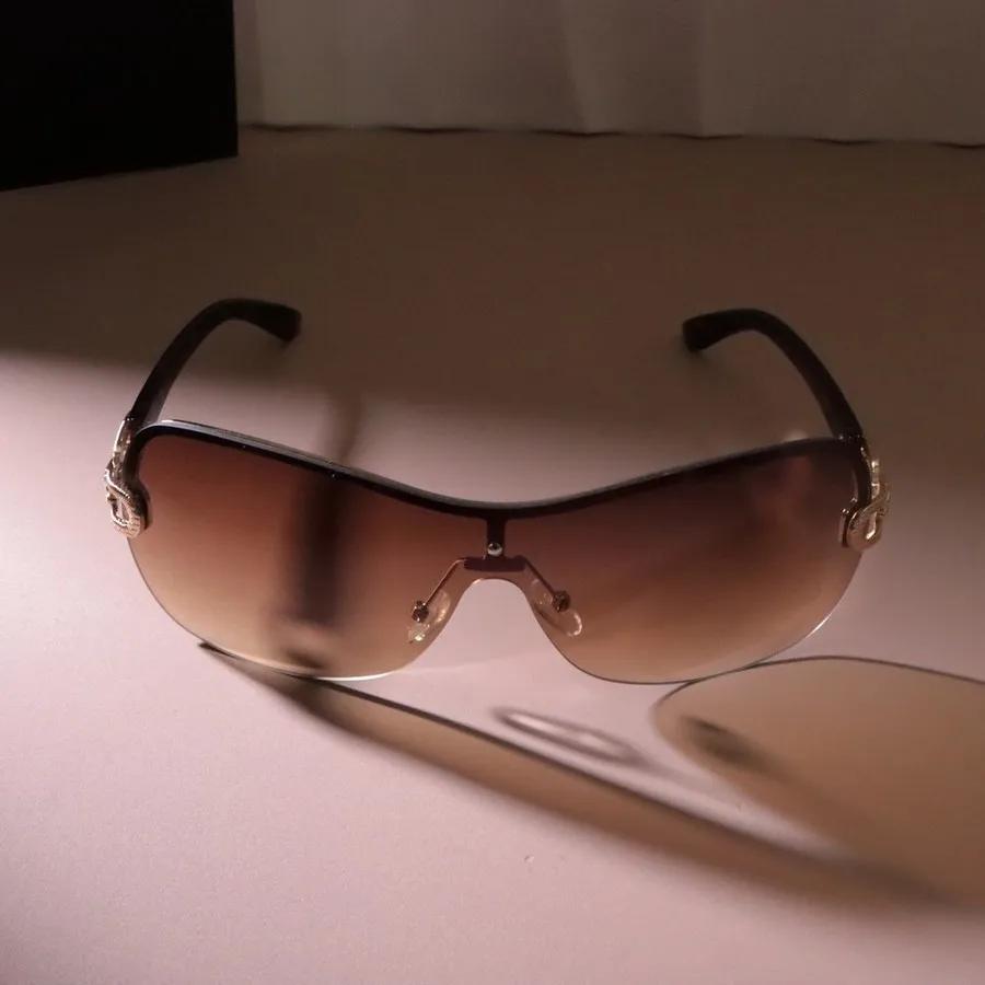 Große Fassung Luxus Quadratische Sonnenbrille Damen Herren Marke Designer Niedliche Sonnenbrille Weiblich Männlich Farben Spiegel