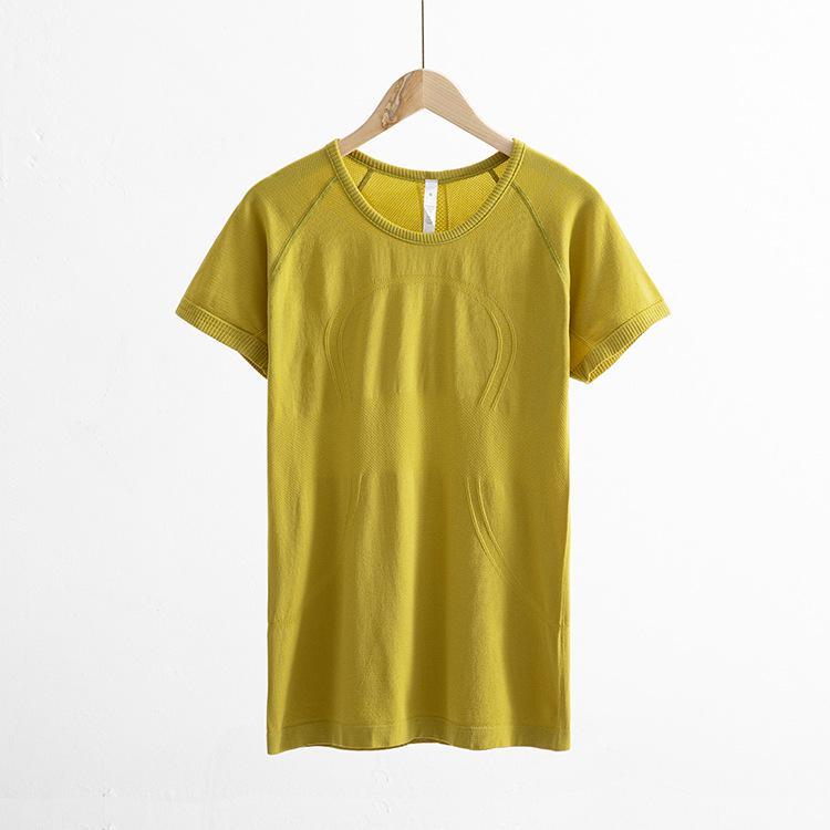 Seamless Swiftly Tech Quick-Dry Yoga Top – Short-Sleeved & Breathable