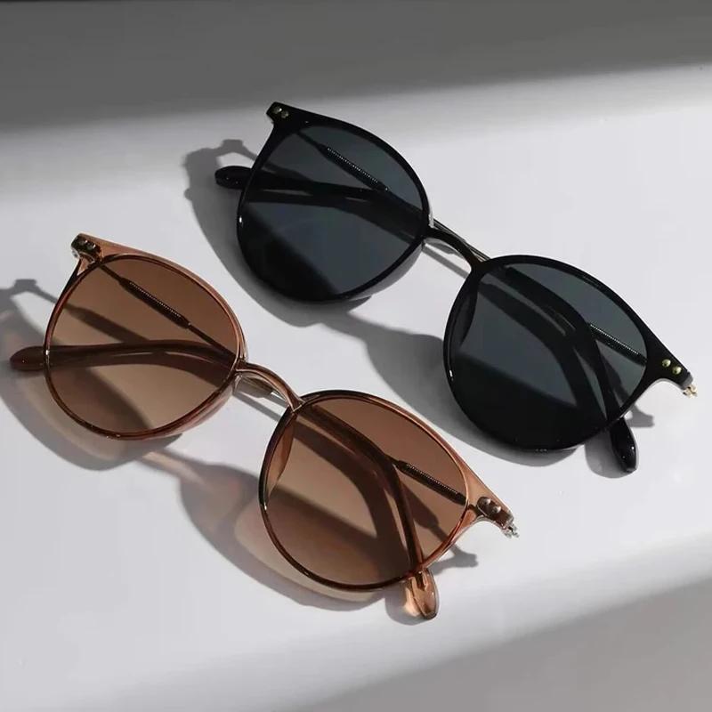 New Fashion Unisex Sunglasses UV400 Protection Luxury Round Frame Outdoor Sunshade Glasses Trendy Eyewear