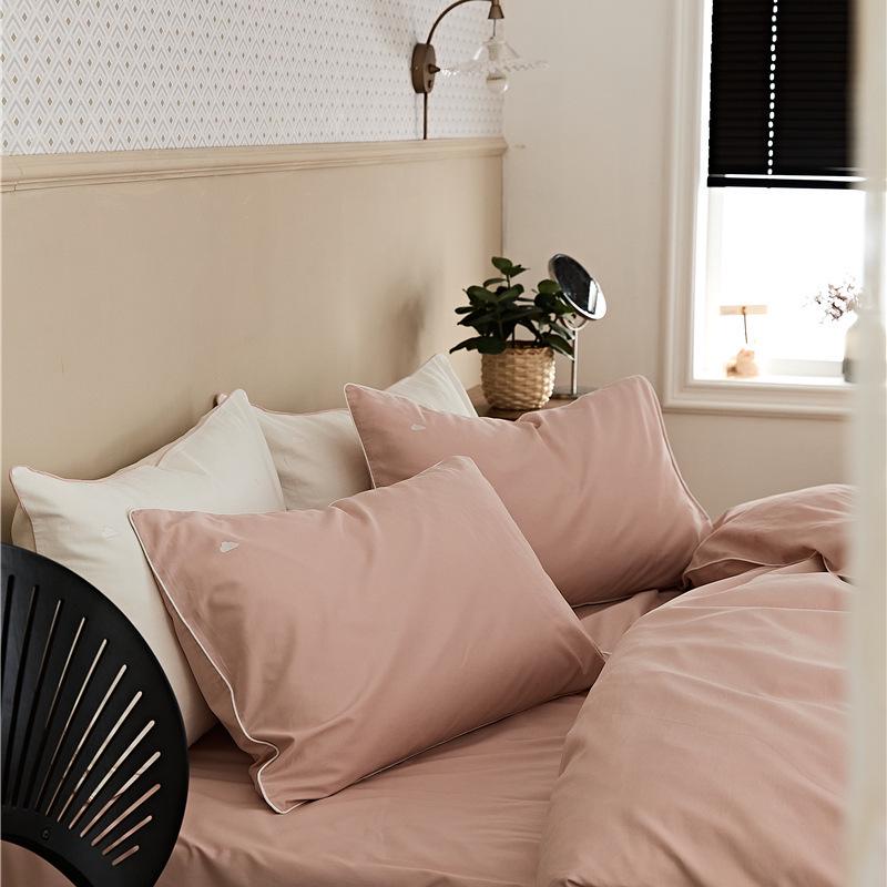 100% Cotton Long-Staple Flannel Bedding Set - 4-Piece Autumn/Winter Edition with Embroidered Thick Bed Sheet & Duvet Cover.