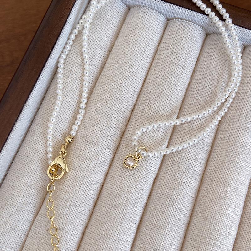 Women's High-Shine Heart Necklace: Glass, Cubic Zirconia, Pearls, Minimalist Summer Choker