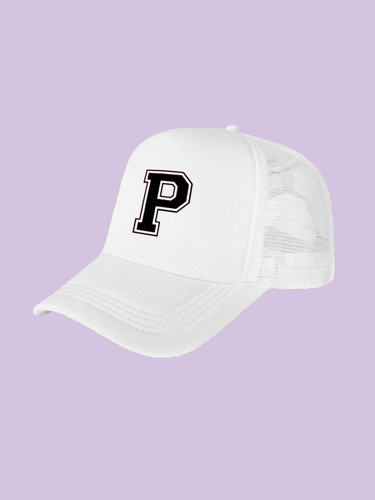 1Pc children's 26 letter printed baseball cap, fashionable sunshade duckbill cap for spring summer, breathable mesh trucker cap