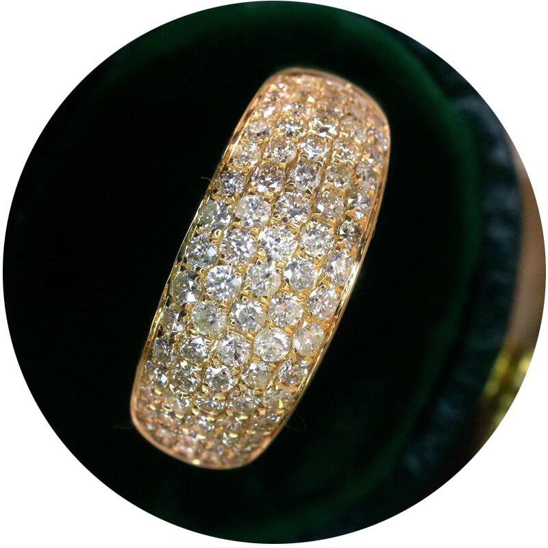 Huitan Luxus Damen Goldfarbener Ring Voll Glänzend Zirkonia Elegant Hochzeitszubehör Trendiger Damen Finger Schmuck für Party