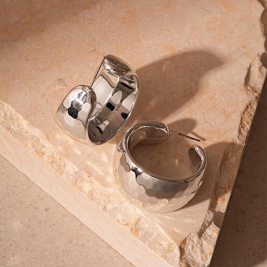 

Европейские и американские преувеличенные широкие серьги-гвоздики геометрической формы в виде буквы С из металла для женщин