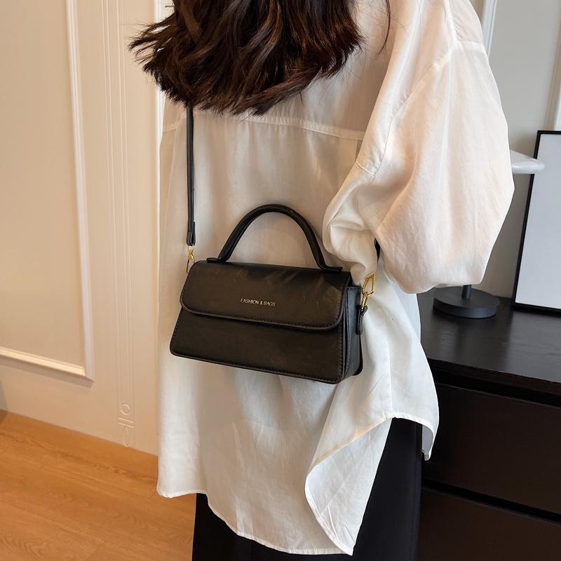 Dámská retro malá čtvercová kabelka 2024 - Nová podzimní/zimní móda, Jednoramenní crossbody taška