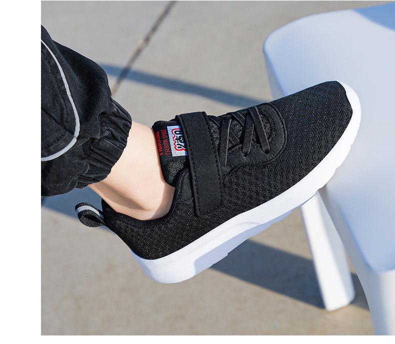 Spring & Autumn Breathable Children's Sports Shoes - Lightweight Mesh, Soft Sole Running Sneakers for Boys