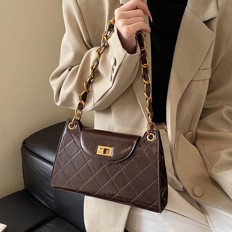 New Fashion Niche Premium Texture Casual Underarm Bag Women's Versatile Commuter Rhombus Chain Crossbody Bag