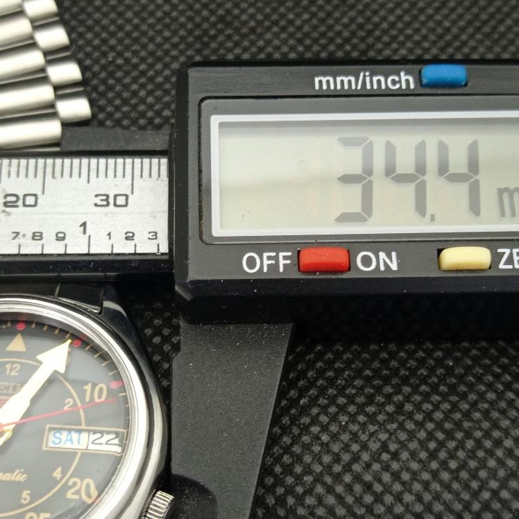 POUŽITÉ VINTAGE SEIKO 5 AUTO 7S26A JAPONSKÉ PÁNSKÉ HODINKY S ČERNÝM CIFERNÍKEM 621a-a413421-2 SKU621a-a413421
