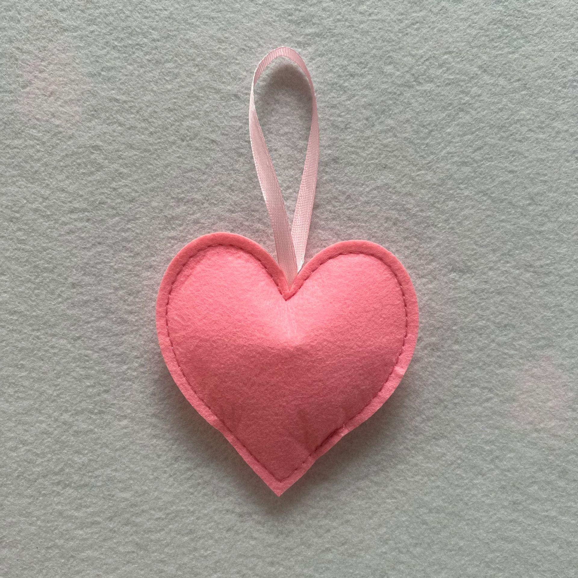 

Heart-Shaped Red Felt Valentine s Day Wedding Decoration розовый