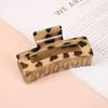 2pcs Leopard Print Hair Claw Set Stylish Back-of-the-Head Clips for Women's Daily Outfits and Party Wear Suitable for Bathing