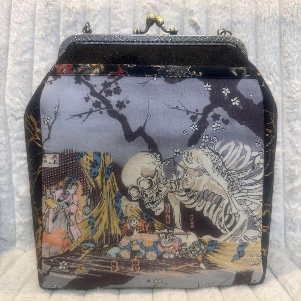 Used Gasha Dokuro Gamaguchi Bag, Handmade, Ukiyo-e, Japanese Pattern, Old Daidairi of Soma