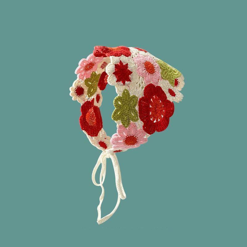 Retro Knitted Hollow Triangle Headband Daisy Strawberry Handmade Crochet Triangle Scarf Headgear Handmade Headscarf