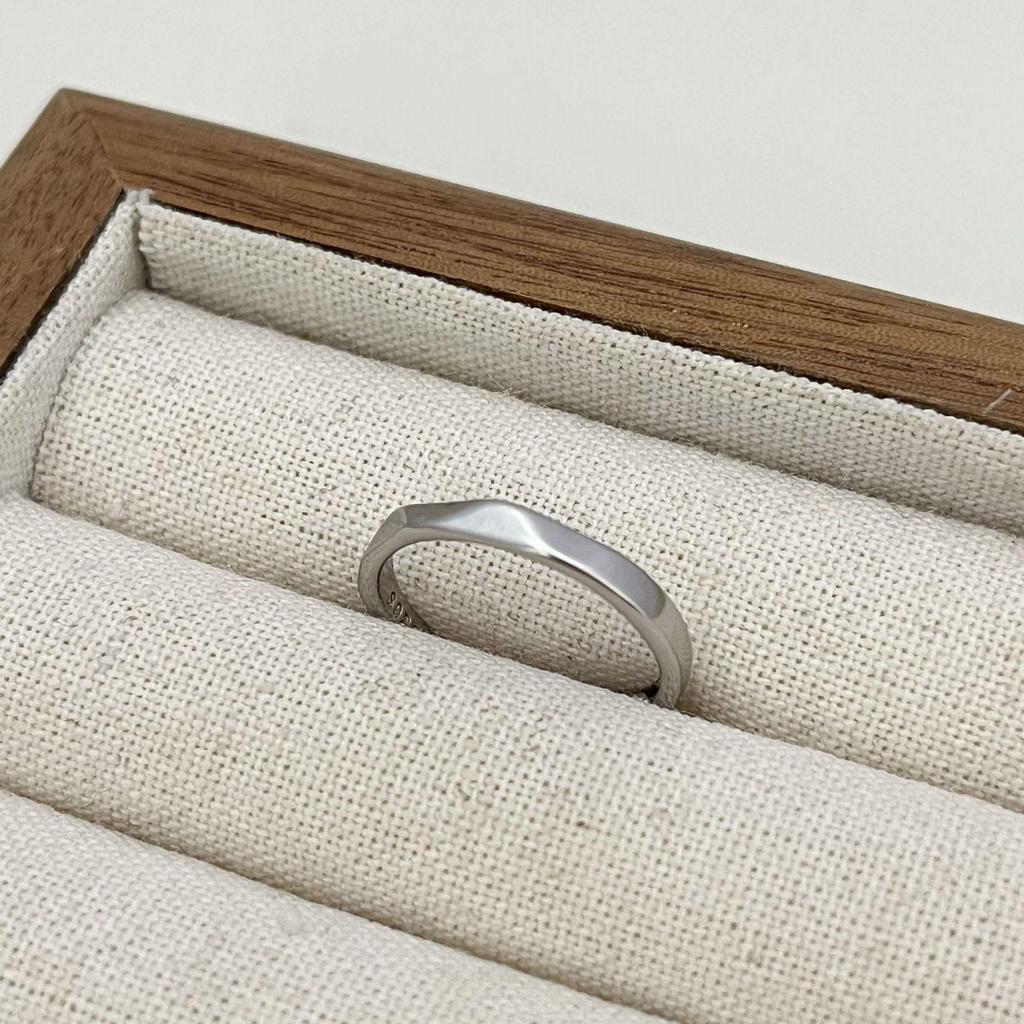 Minimalistischer 3D Geometrischer Diamant Wellen Offener Partnerring