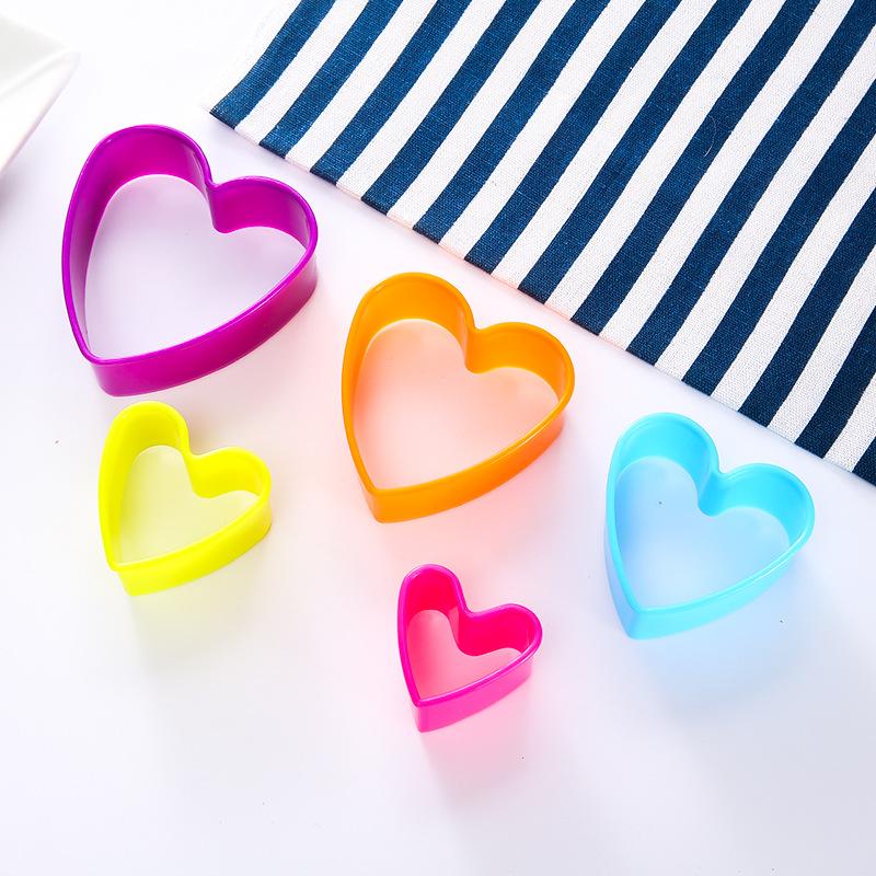 2Pcs plastic biscuit mold color set baking tool heart cookie mold fruit sparse press cut gingerbread man christmas tree