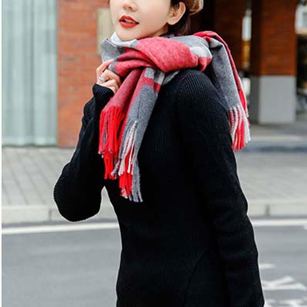 Polyester Knitted Wool Scarf Soft Long Neckscarf with Tassel Gifts Classic Plaid Scarf  Winter