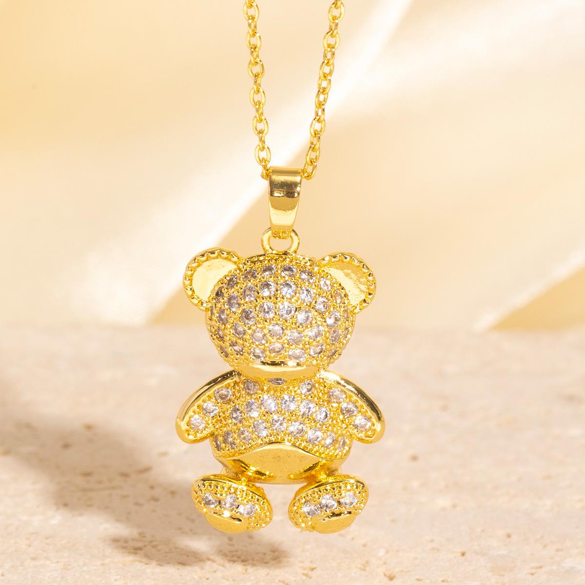 

Full diamond three-dimensional teddy bear necklace, creative personality, niche design, animal pendant, fashionable and exquisite jewelry 18K золотой