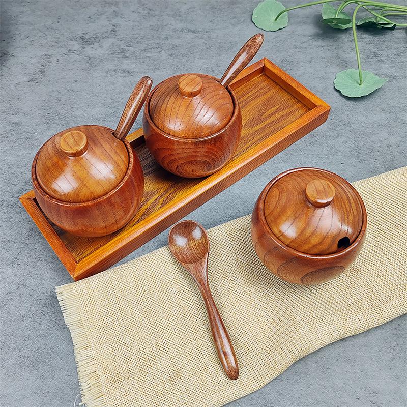 

Набор солонки и баночки для специй из древесины зизифуса