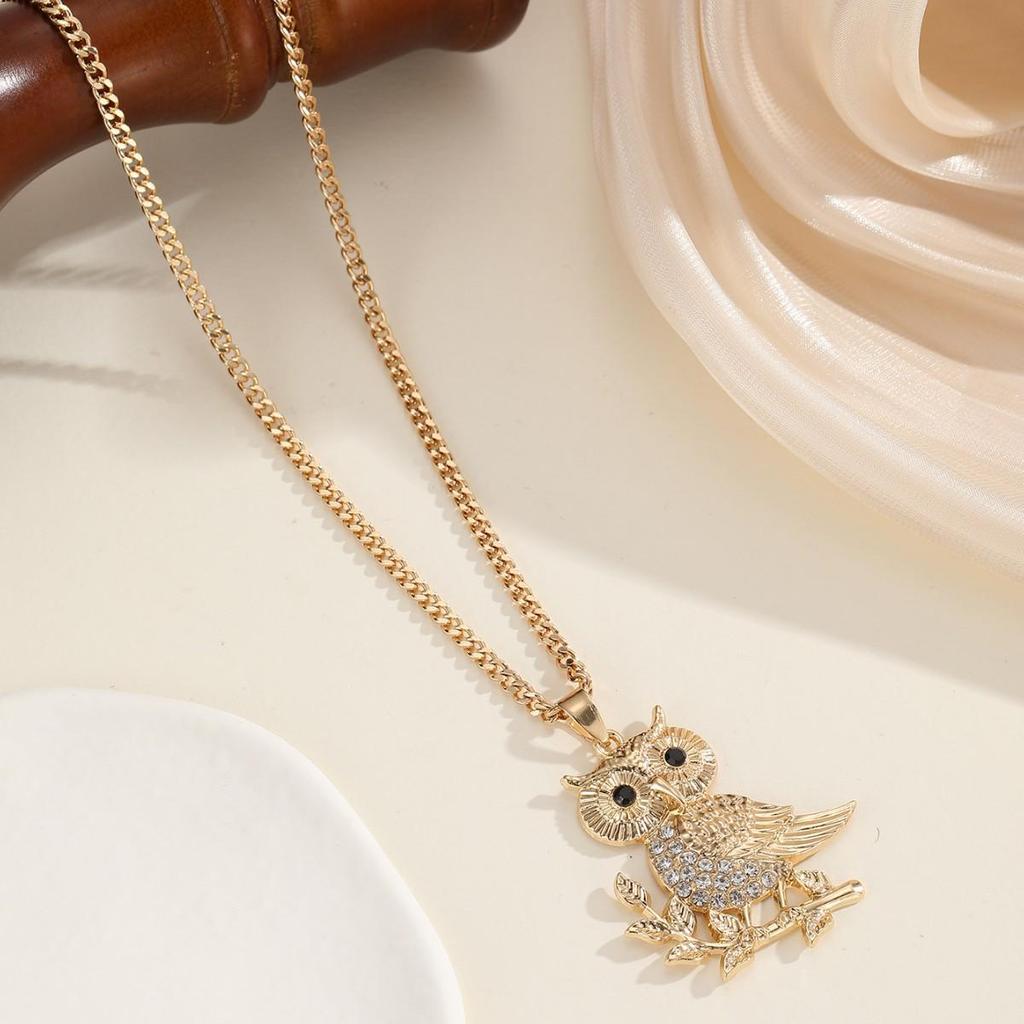 Chic Rhinestone Owl Pendant Necklace - Light Luxury Jewelry 