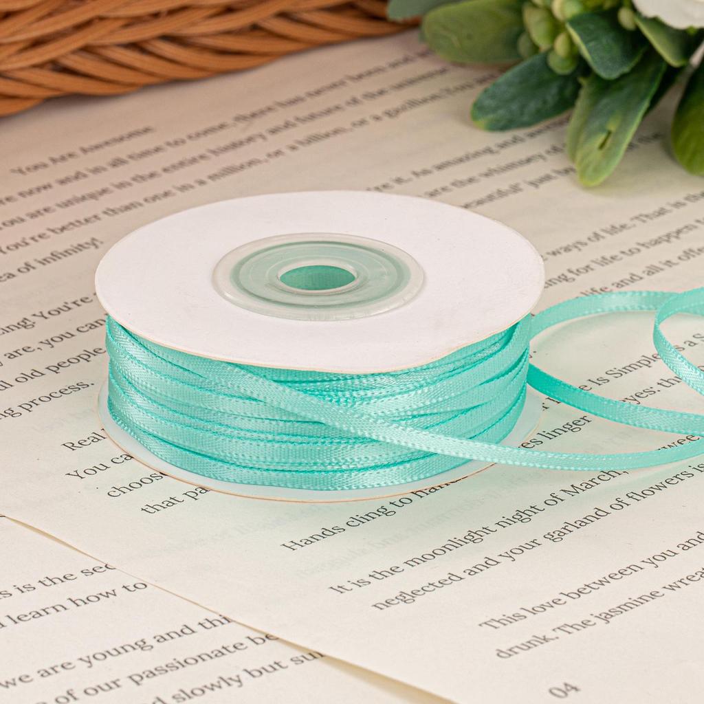 0,3 cm-es kétoldalas poliészter szalag ajándékcsomagoláshoz és hajdíszekhez
