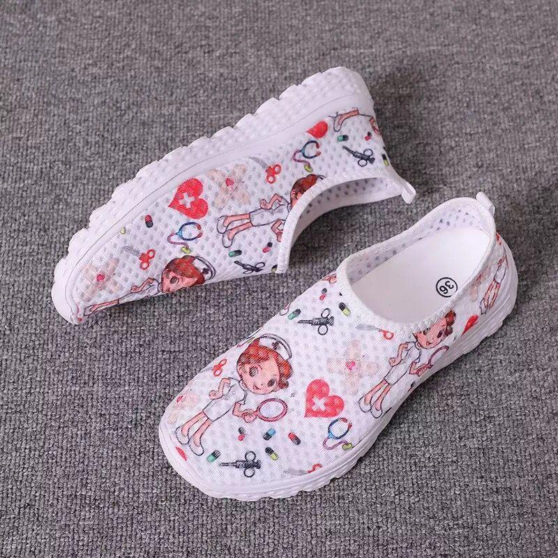Spring and Summer New Large Size Breathable Mesh Casual Single Shoes Women's Size Lazy Shoes Round Head Flat Bottom Cartoon Women's Shoes
