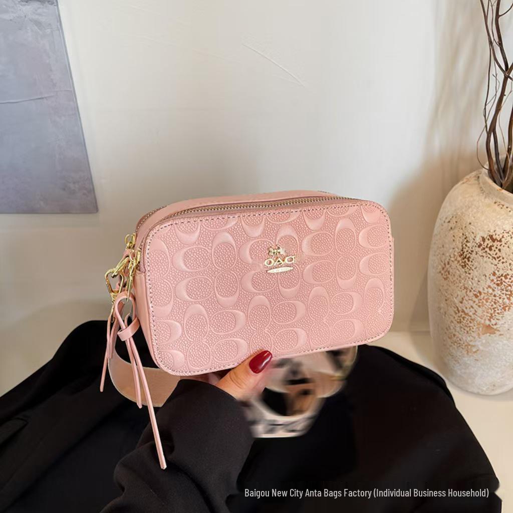 High-Quality Women's Crossbody Camera Bag - Trendy, Versatile Candy Color with Niche Design