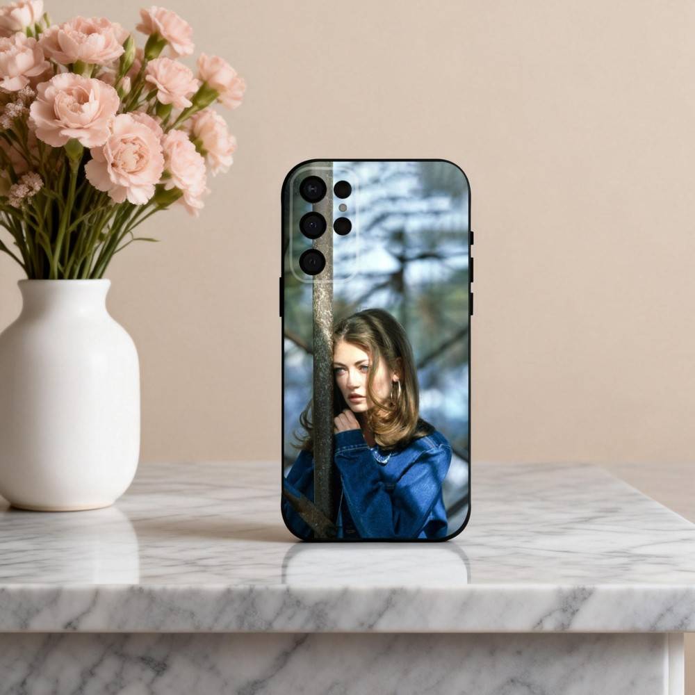 

R-Rebecca G-Gayheart Actress Phone Case For Samsung S25,S24,S21,S22,S23,S30,Ultra,S20,Plus,Others Soft Black Case Samsung S21fe