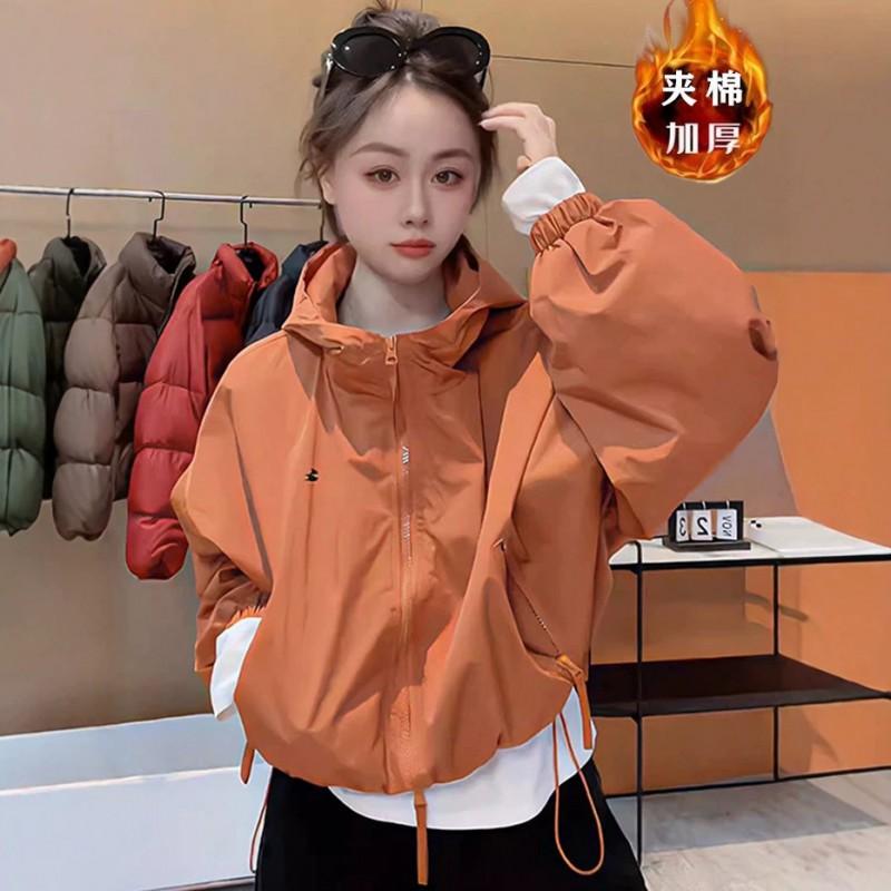 Womens Quilted Hooded Jacket Lightweight Casual Outerwear With Drawstring Hem Loose Fit Winter