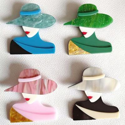 Large Animal Brooches Acrylic Coat Badge Elegant Women Portrait Pin