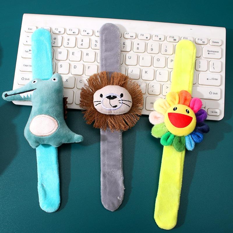 Niedliches Klatscharmband Armband Damen Kopfschmuck Armbandzubehör Plüsch Cartoon Klatscharmband Puppe Kinderpuppe