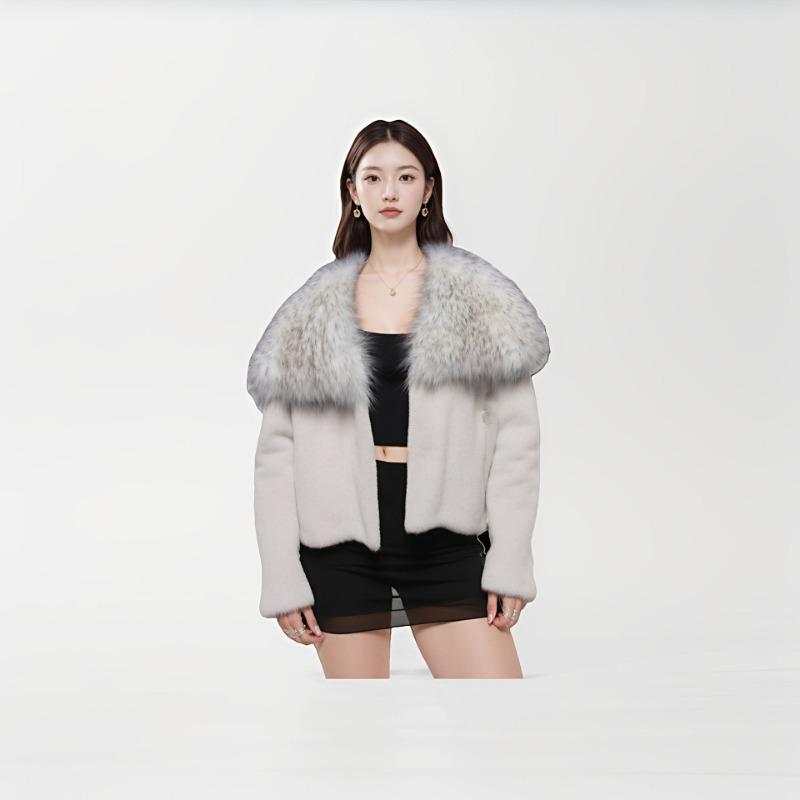 Autumn and Winter New Fur Coat Fashion Autumn and Winter Coat Short Imitation Silver Fox Lapel Women