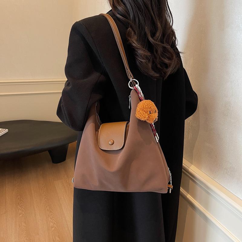 Fashion and leisure students class new large-capacity tote bag 2025 new retro autumn and winter backpack big bag